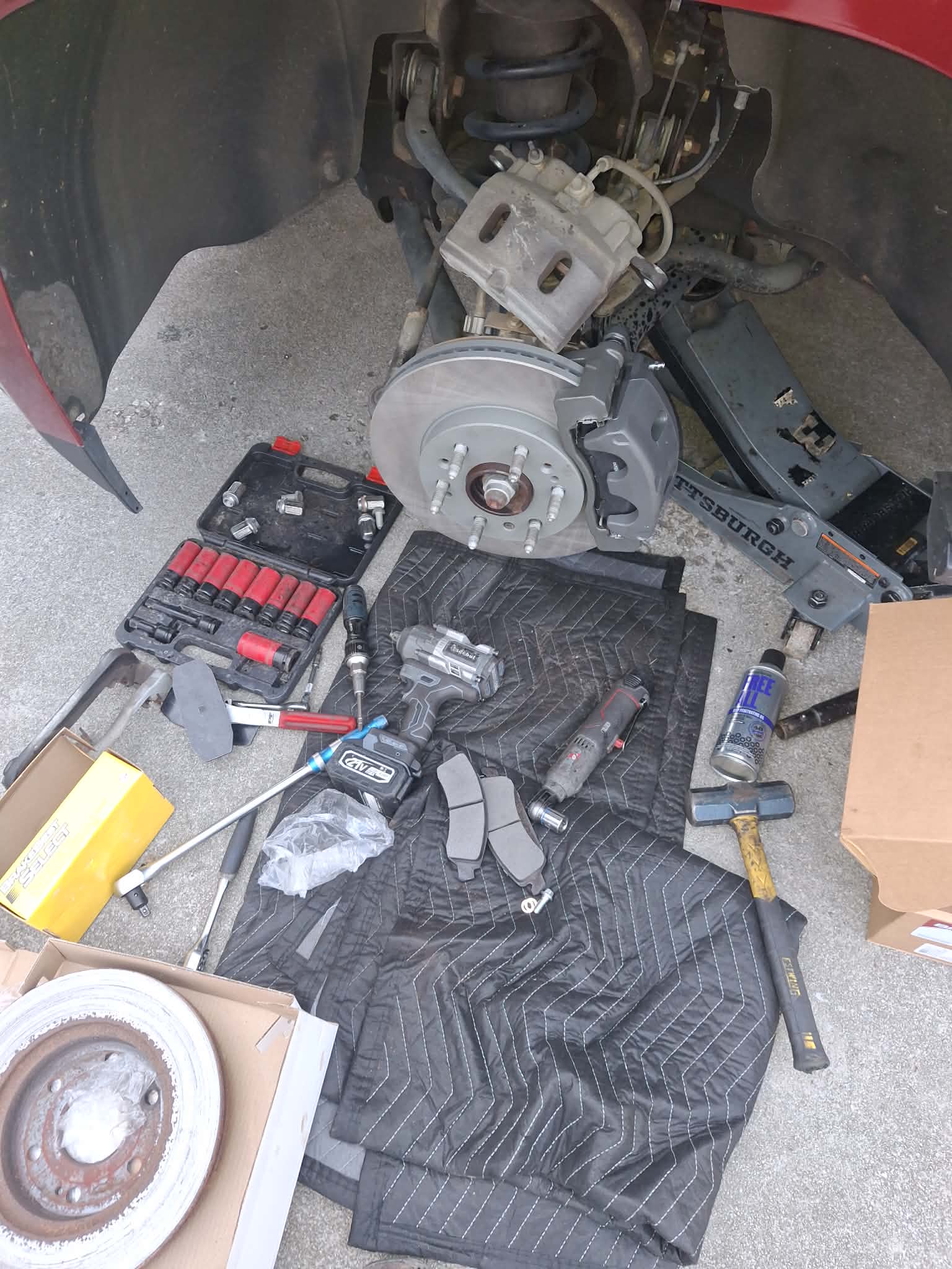 Brake job with full tool spread
